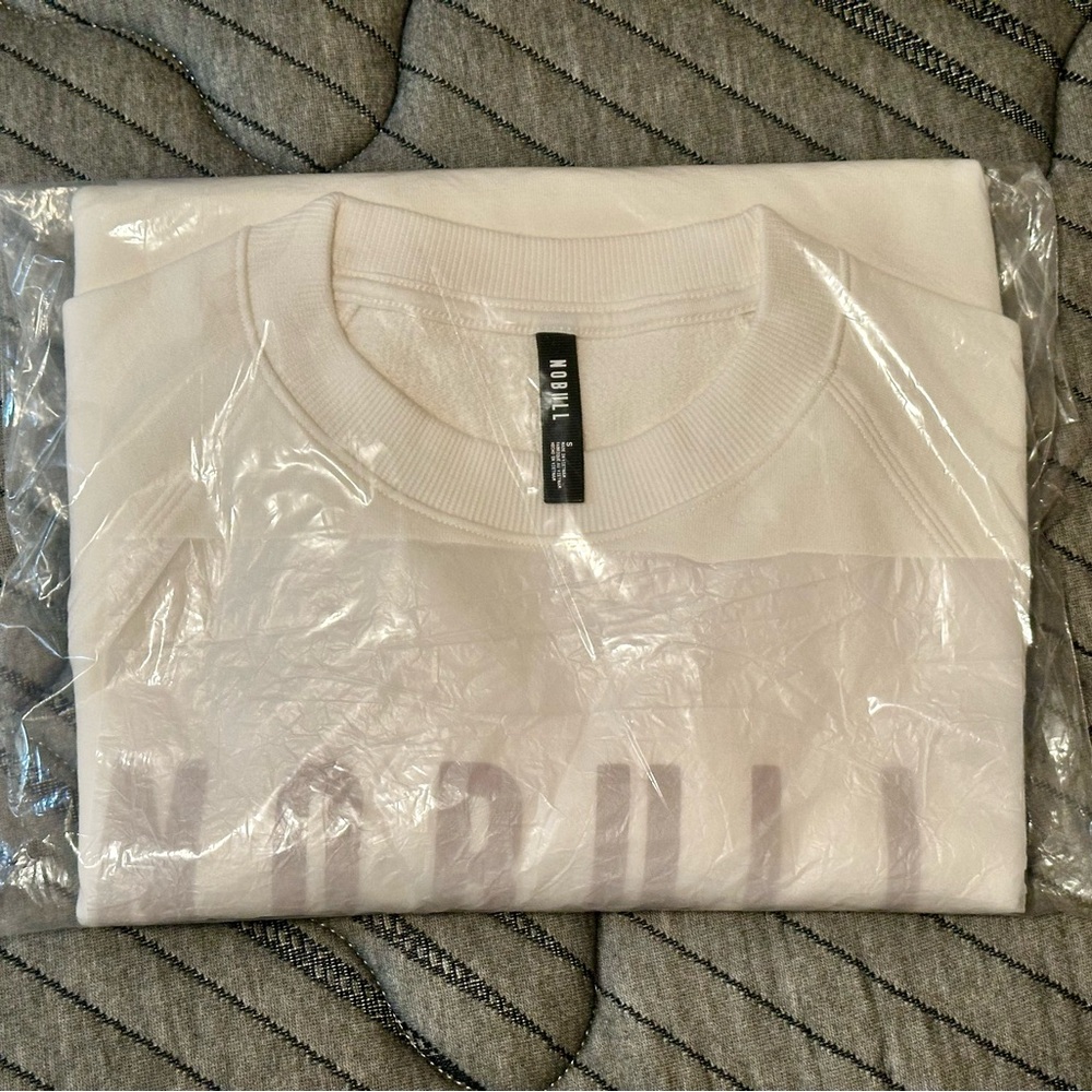 WOMEN'S LEGACY NOBULL CREW SWEATSHIRT